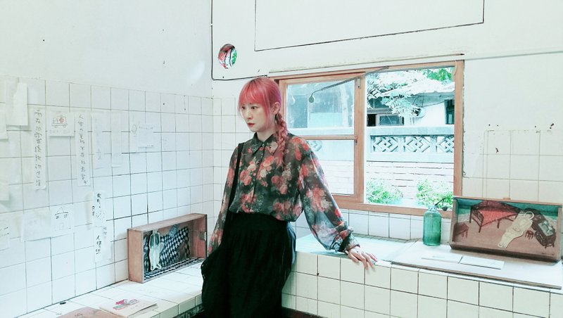 /林檎梦/秋日青花柔美 绿 长袖 衬衫 vintage - 女装衬衫 - 棉．麻 蓝色