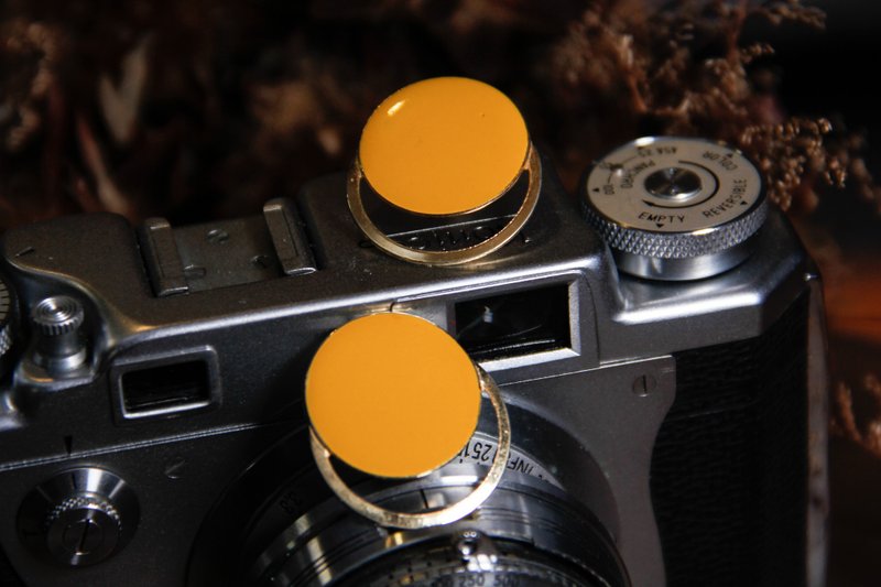 【老饰品/西洋老件】VINTAGE太阳花黄几何圆形古着针式耳环 - 耳环/耳夹 - 其他金属 橘色