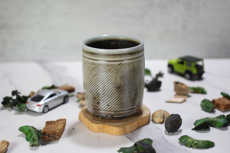 【送礼好物】300ml 柴烧 手拉坯水杯 笔筒 莺歌名家叶敏祥作 - 其他杯子 - 瓷 