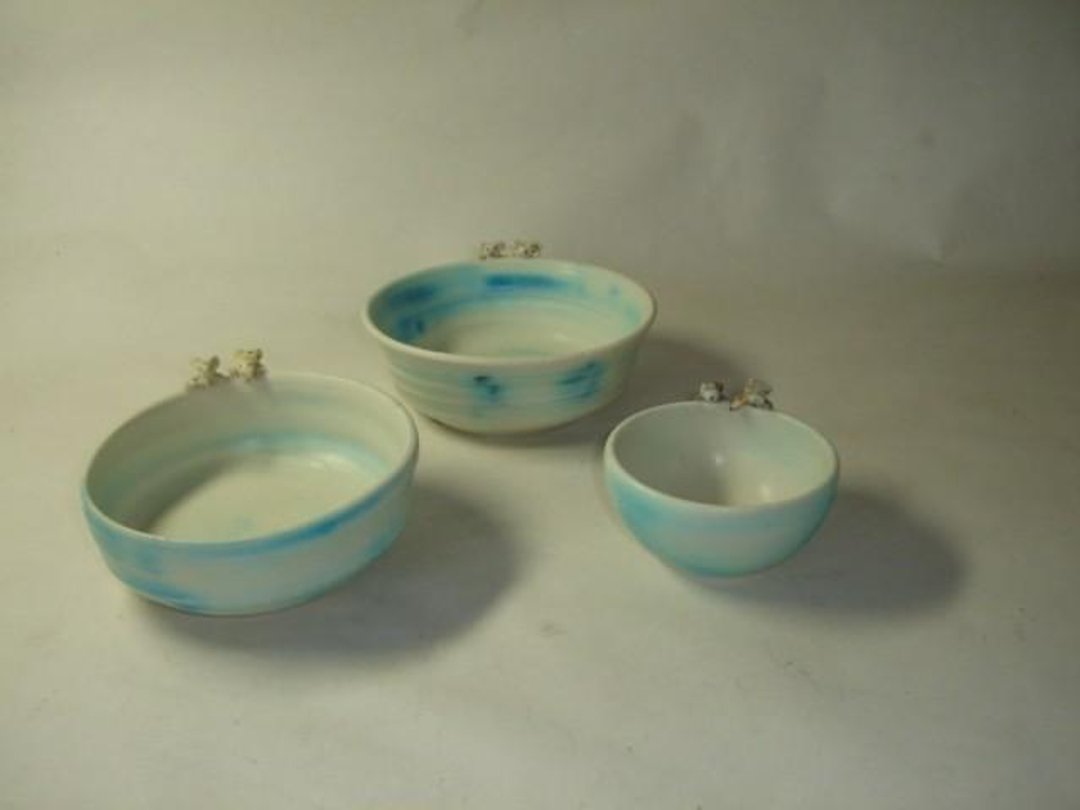 Small bowl set Kirin bear sheep - 浅碟/小碟子 - 陶 