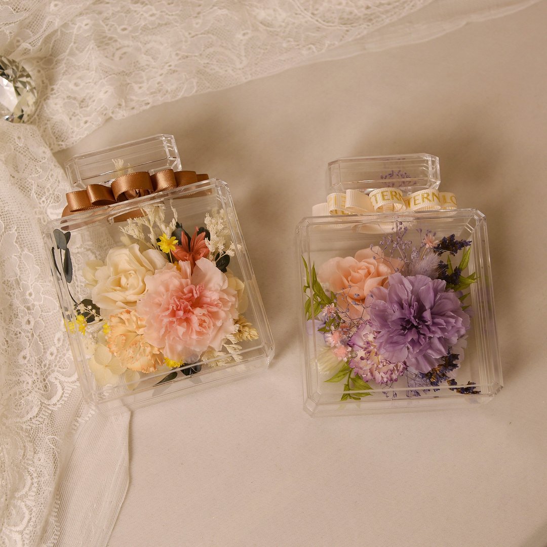 【纯净】母亲节 康乃馨 透明压克力香水瓶 永生花 干燥花 / 共2款 - 干燥花/捧花 - 植物．花 多色