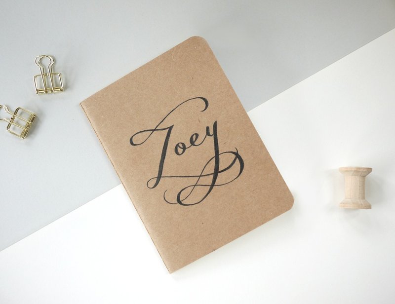 定制化名字 英文艺术字 手绘手帐 | 定制封面空白笔记本 | 简约款 - 笔记本/手帐 - 纸 