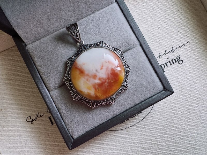 彩兔毛水晶吊坠-柔光与色气的流动之诗 - 项链 - 水晶 