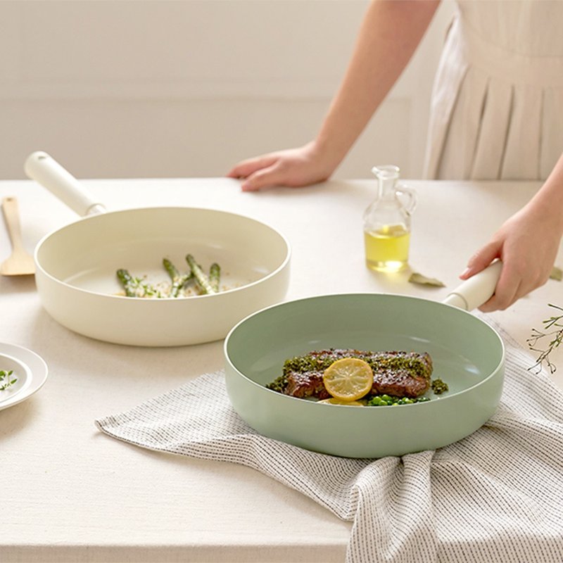 韩国制平底不沾煎锅26CM IH适用/不挑锅具 陶瓷 礼物 锅子 汤锅 - 锅具/烤盘 - 其他材质 白色