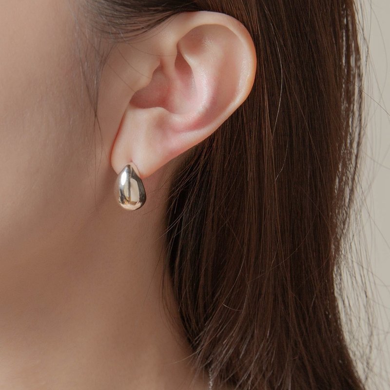 Waterdrop Silver Earrings 水滴 蛋型 简约纯银耳环 礼物 送礼 - 耳环/耳夹 - 纯银 银色