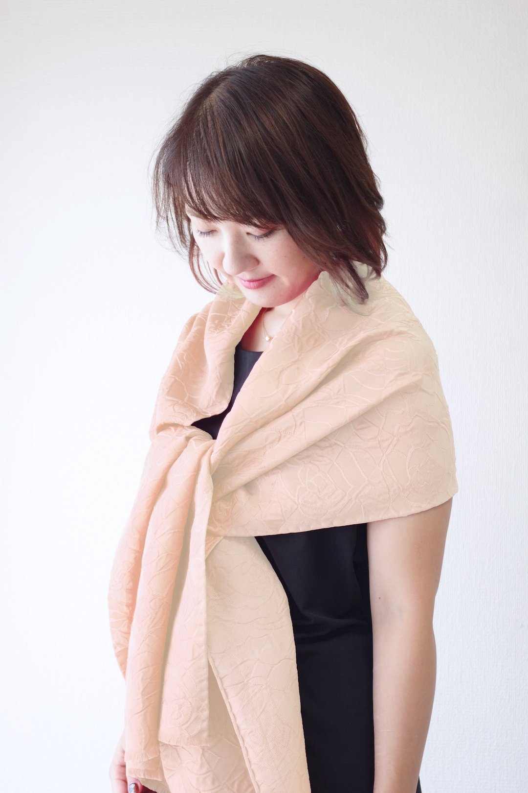filtango stole METARU rose lattice pattern ROSE BEIGE - 丝巾 - 丝．绢 咖啡色