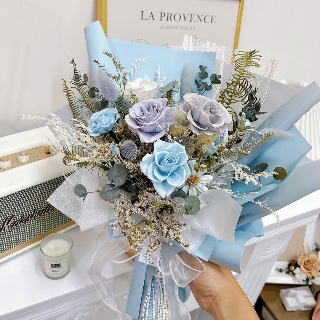 莫兰迪蓝紫色花束 永生花 玫瑰花 生日 求婚 告白 情人节 附提袋 - 干燥花/捧花 - 植物．花 蓝色