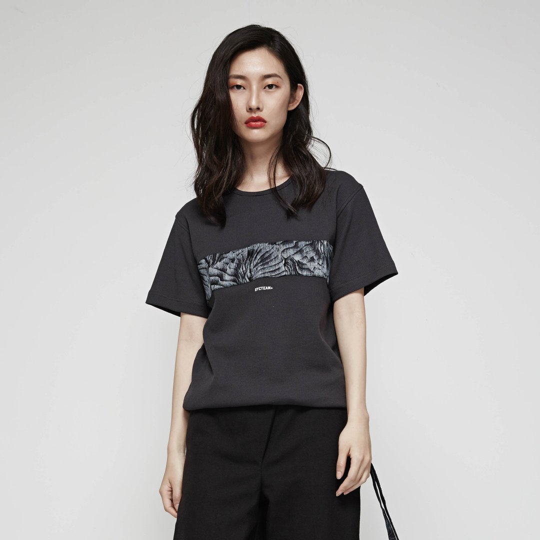 DYCTEAM - Denim Mont Tee - 女装 T 恤 - 棉．麻 蓝色