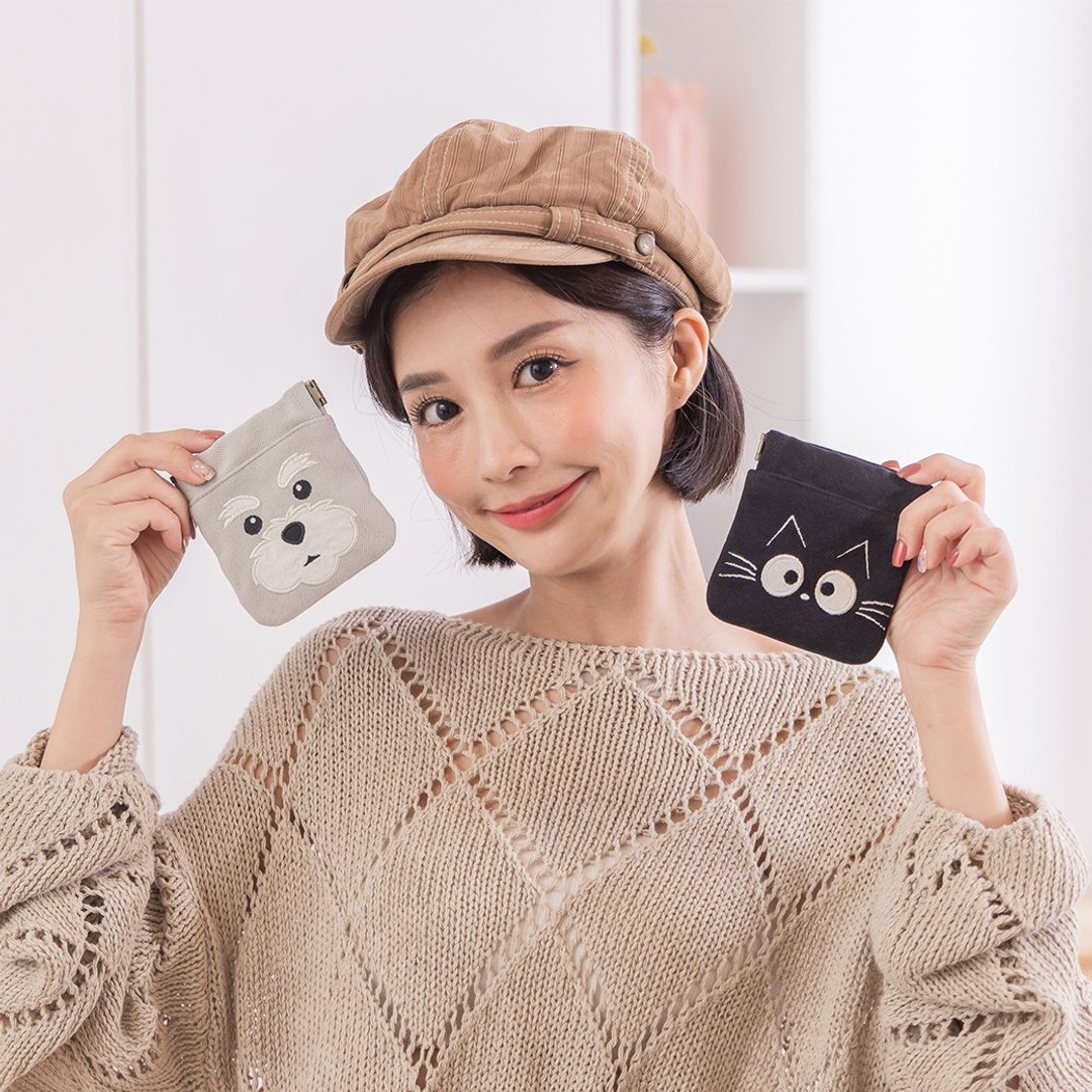 小黑猫/雪纳瑞 磁吸刺绣 零钱包/拼布包/随身小物收纳包【820472 - 零钱包 - 棉．麻 黑色