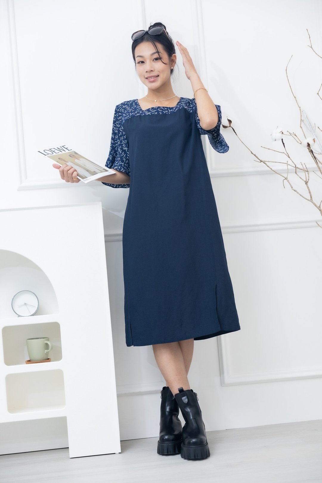 蓝底竹叶花和服风洋装 深蓝底 - 洋装/连衣裙 - 其他材质 蓝色