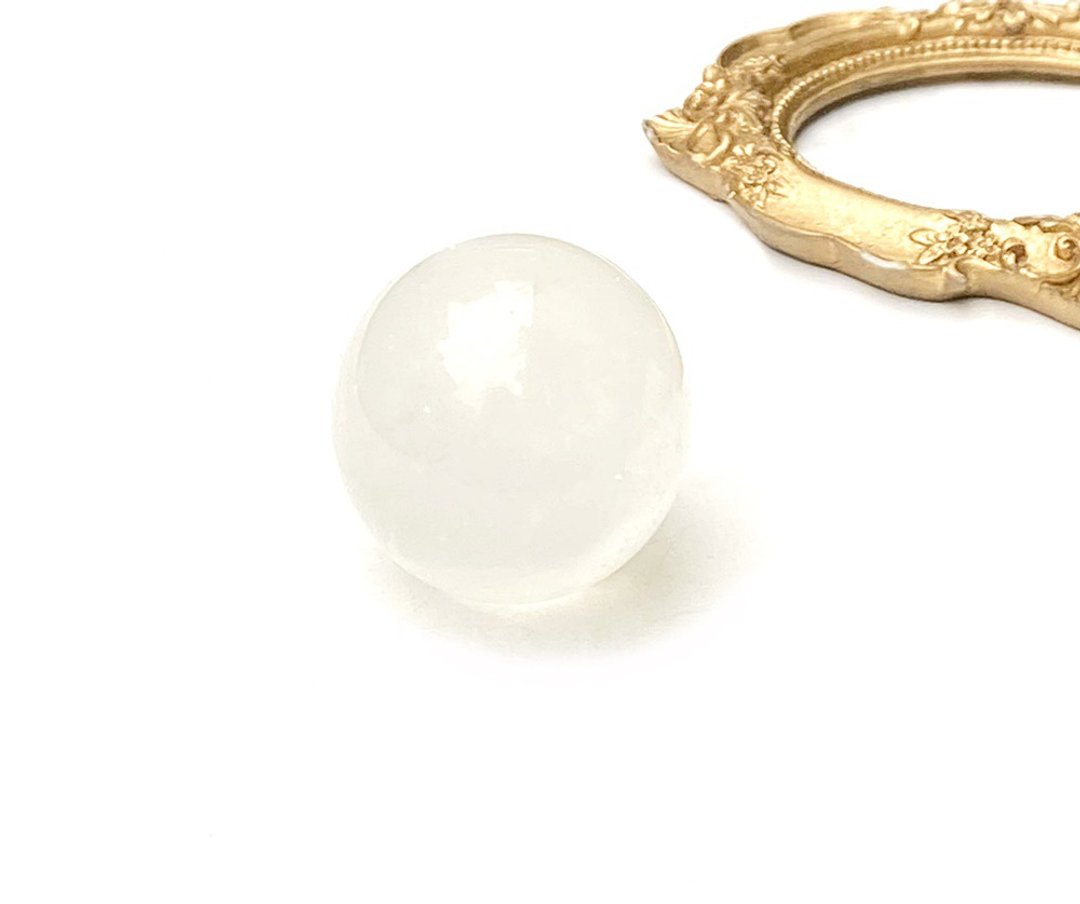 有球必应-天然冰洲石 白方解球46mm 能量石 天然石 家居 冰州石 - 其他 - 水晶 白色