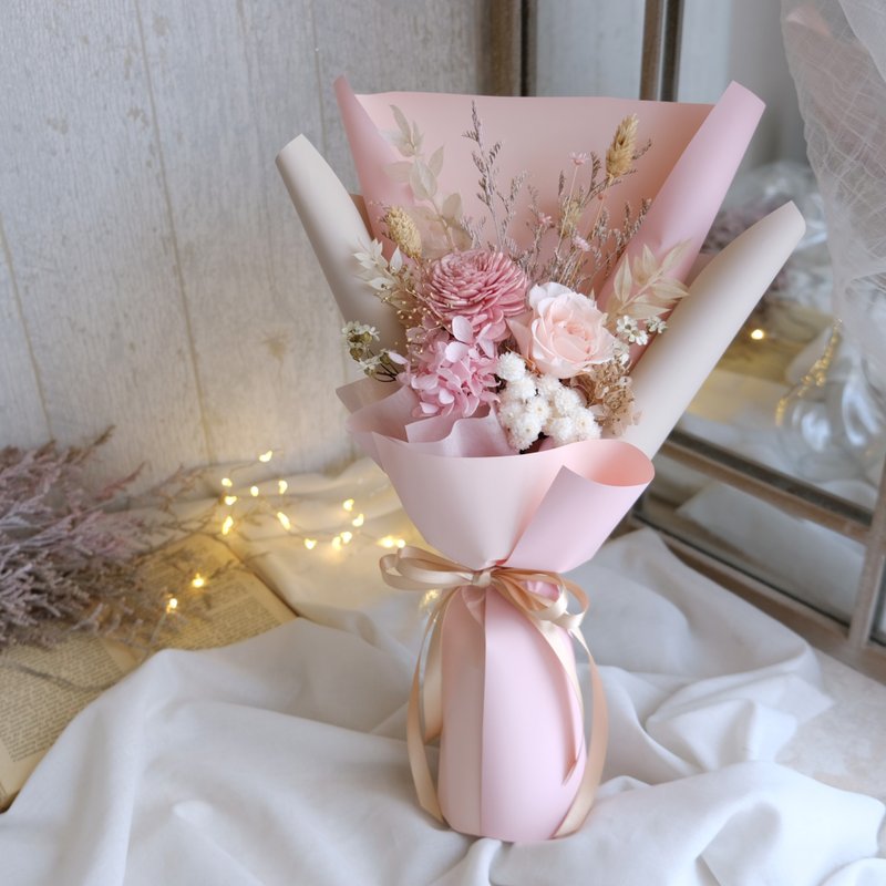 彼此作伴/永生花束/粉色/永生花/不凋花/干燥花/情人节花束 - 干燥花/捧花 - 植物．花 粉红色