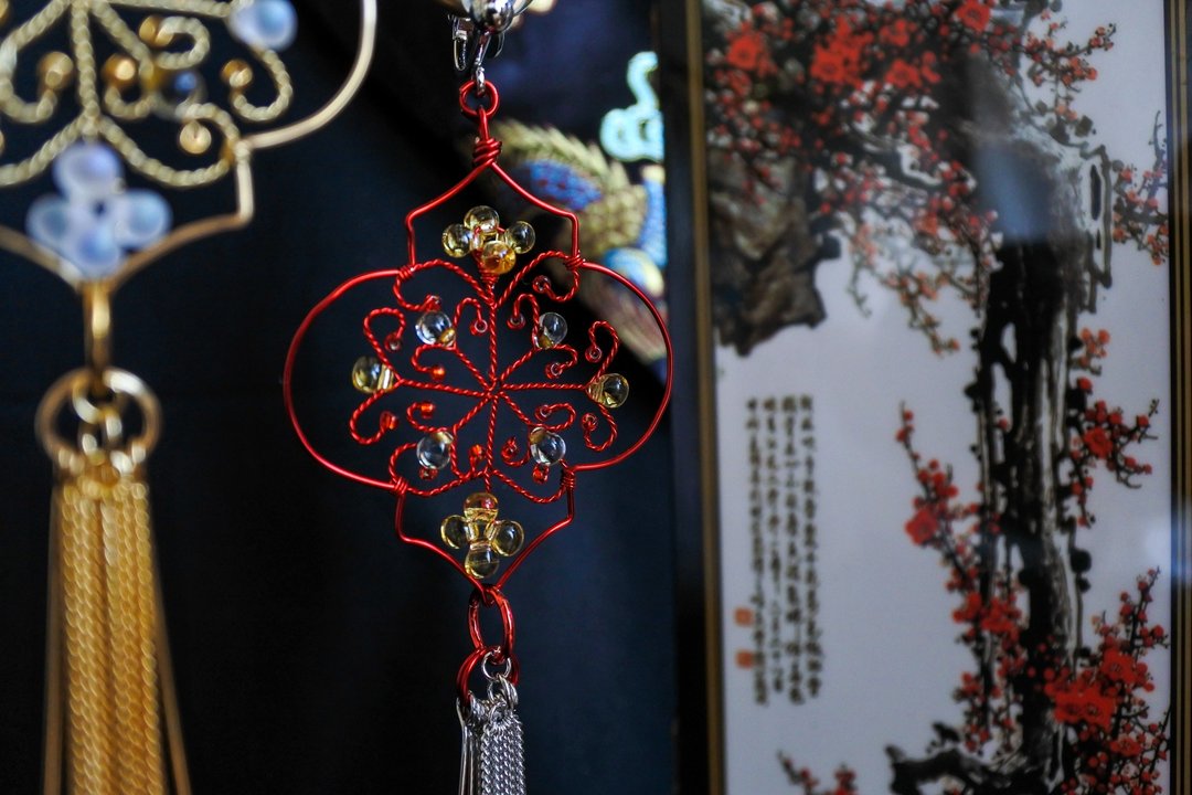 【夜直】红色小枝耳环 2way 中华风手工金属丝耳针/耳夹 - 耳环/耳夹 - 其他金属 红色