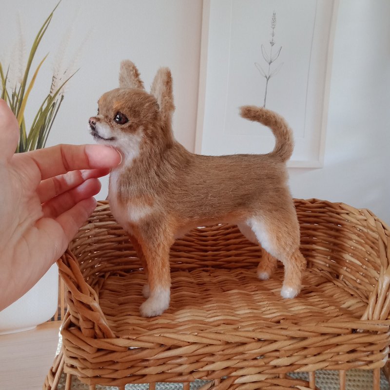 6 inches height Custom Miniature realistic crochet Chihuahua figurine - 玩偶/公仔 - 其他材质 卡其色