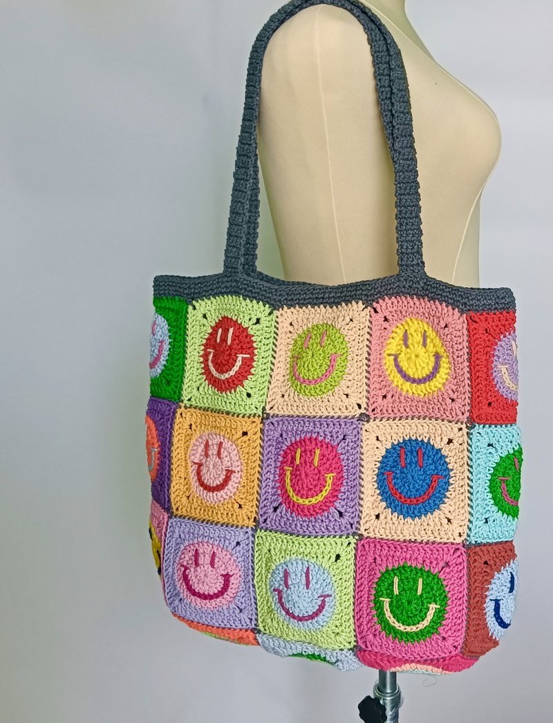 用漂白绳制成的 Granny Square 手提袋 - 手提包/手提袋 - 棉．麻 