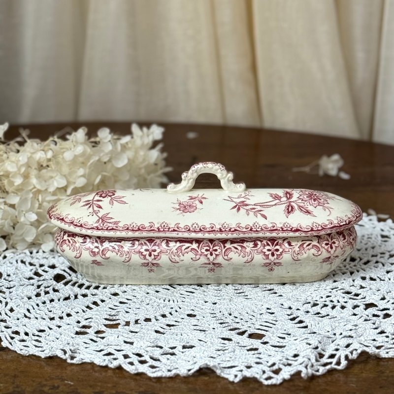 *50749-法国百年Saint-Amand et Hamage瓷器收纳盒Nigella 系列 - 收纳用品 - 瓷 