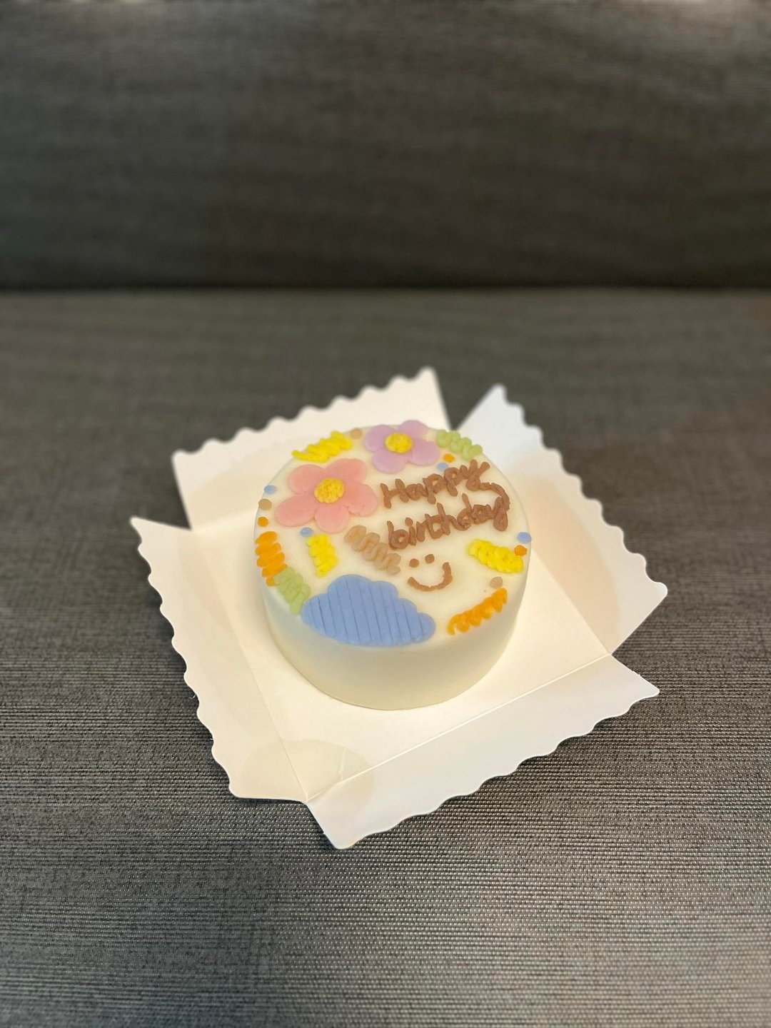 限自取 三日前预定 巴克叔叔 4寸涂鸦宠物蛋糕 狗狗蛋糕 - 零食/点心 - 新鲜食材 红色