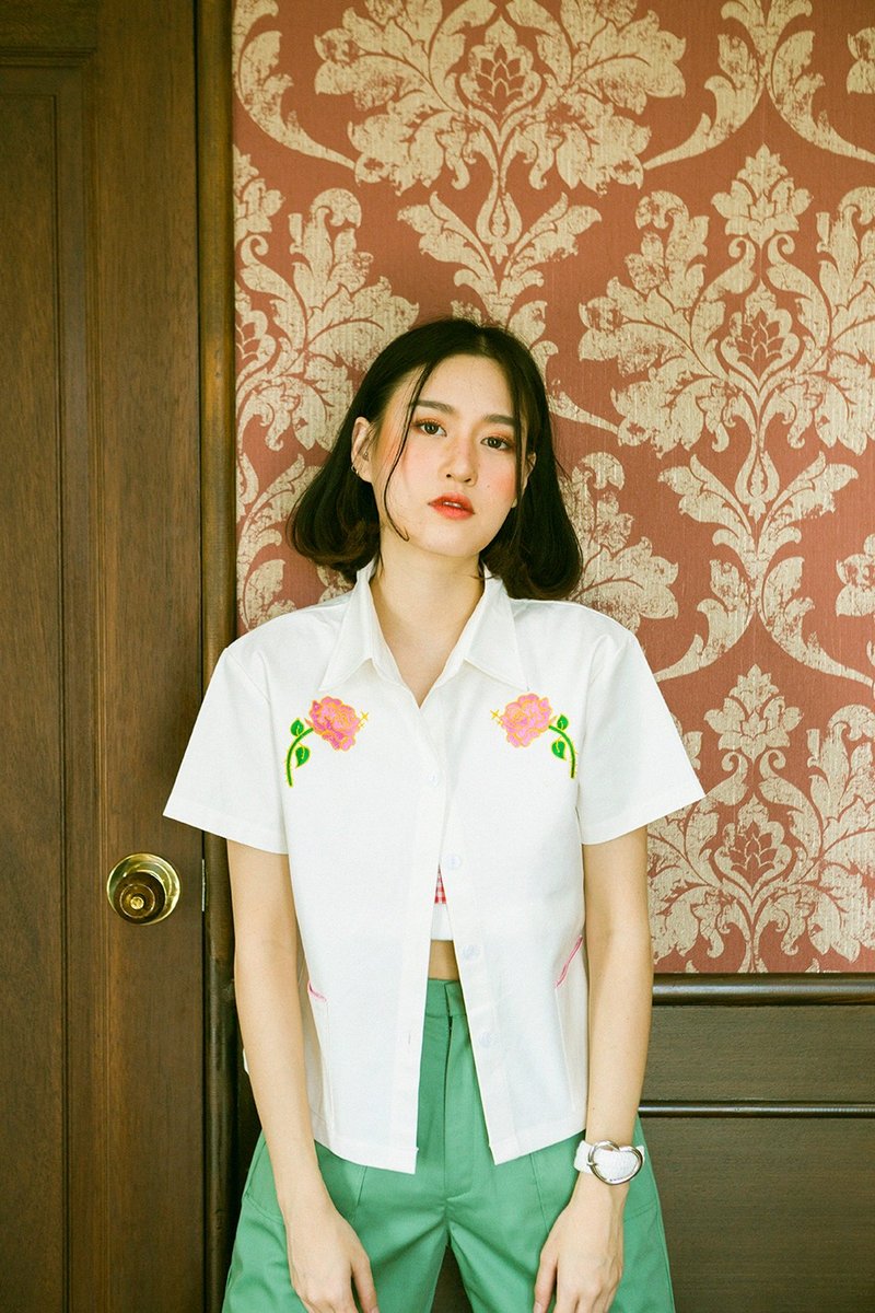 Highestjump high flower shirt - 女装上衣 - 棉．麻 白色