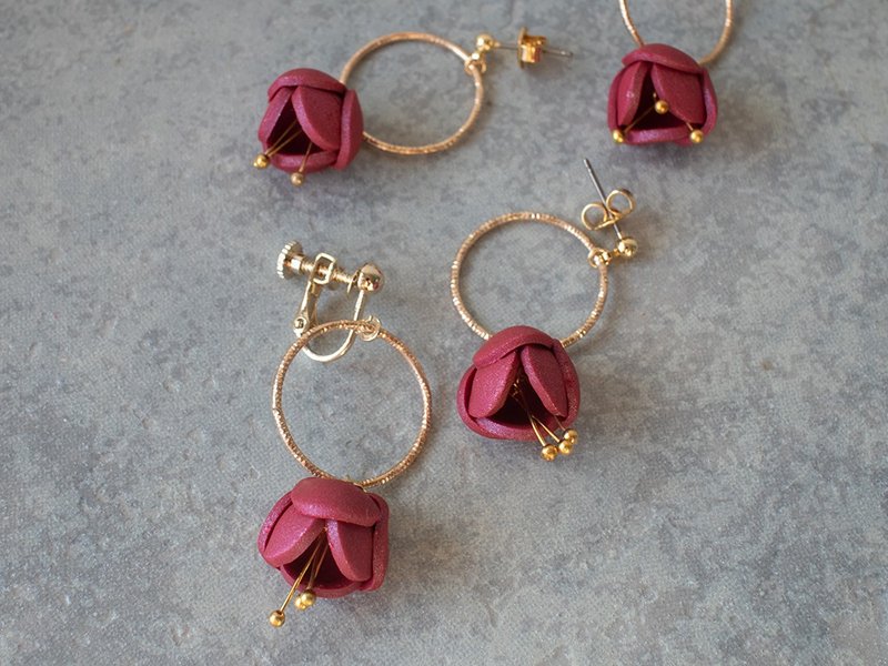 Tulipana Earrings / Earrings / Bordeaux - 耳环/耳夹 - 粘土 红色