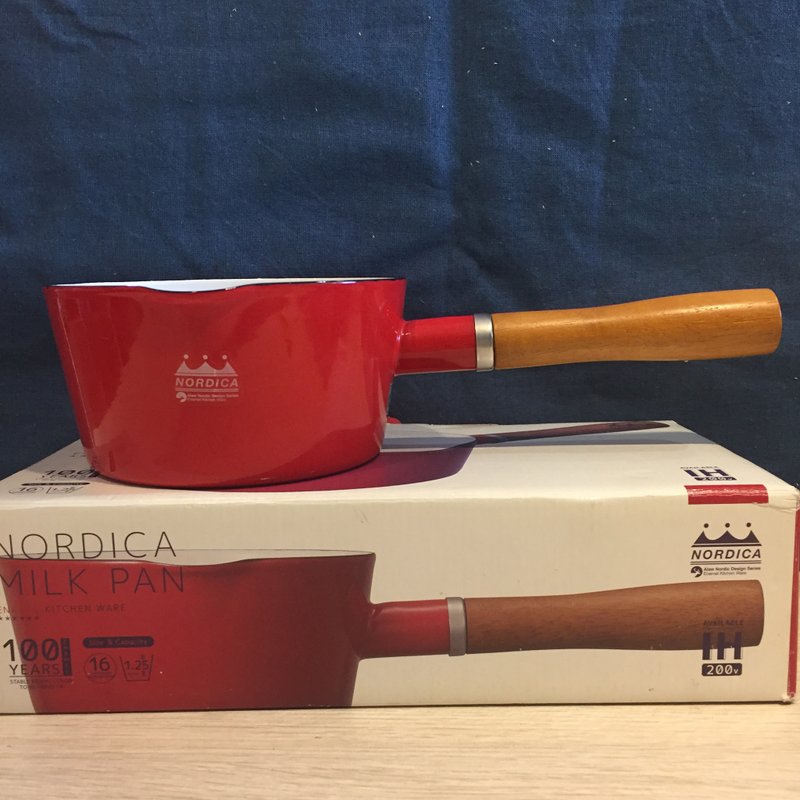 【展示惜福品】CB北欧系列珐琅原木单柄牛奶锅  热情红 - 锅具/烤盘 - 珐琅 