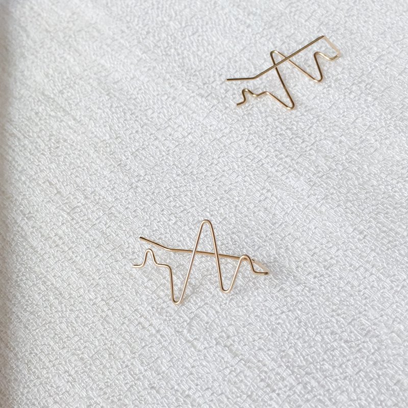 心动。心电图包金爬耳式耳环 - 耳环/耳夹 - 其他金属 金色