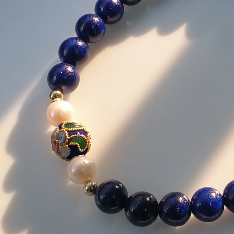 青花瓷- 美国14K包金(1/20)配青金石及淡水珍珠弹性手链【换季特 - 手链/手环 - 水晶 蓝色