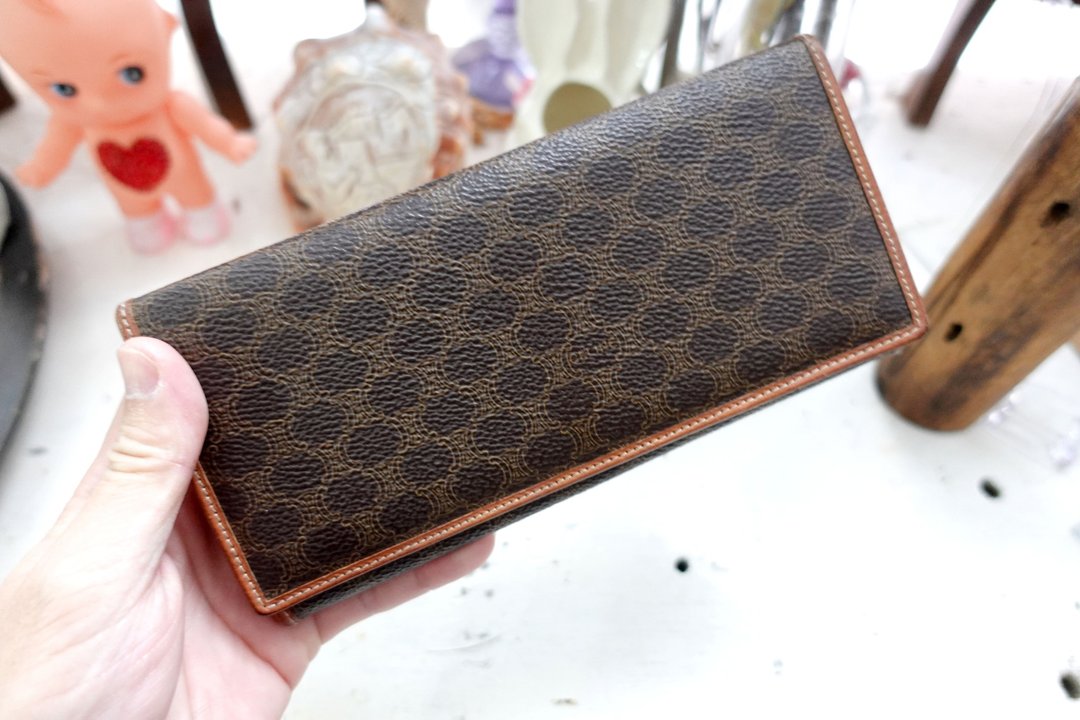 法国中古CELINE啡色图案PU材质内真皮相片格长银包钱包高级名牌 - 皮夹/钱包 - 真皮 咖啡色