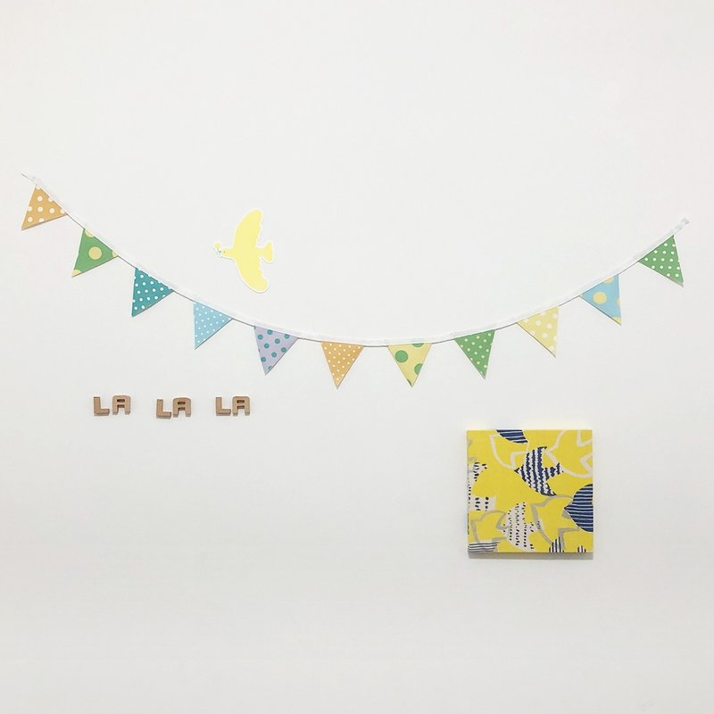 嬉闹派对点点三角旗 - 墙贴/壁贴 - 棉．麻 多色