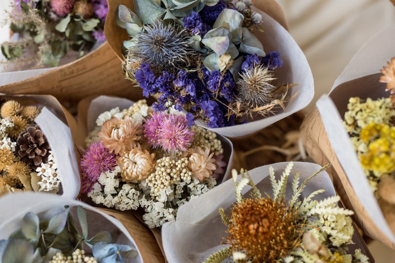 Fleurir朵朵时光   毕业花束 情人节限定干燥花束不凋花花束花礼 - 干燥花/捧花 - 植物．花 红色