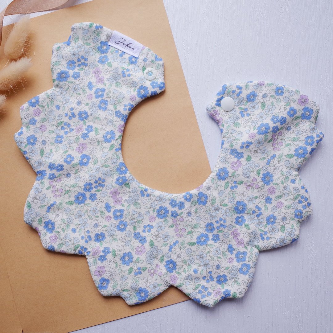 手工现货 日本八重纱 碎花浅蓝 花辫圆兜 围兜口水巾 弥月礼 - 围嘴/口水巾 - 其他材质 蓝色