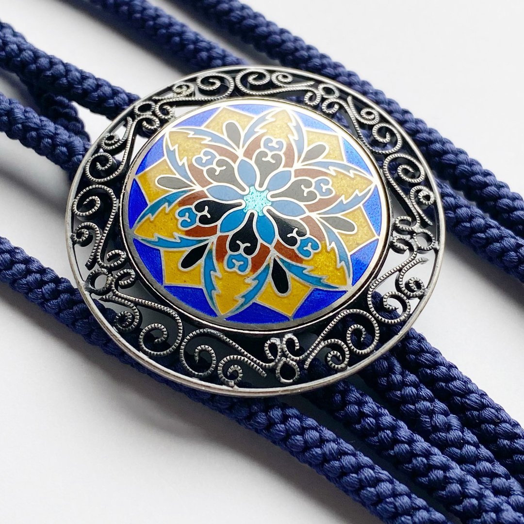 Twelve-sided mirror [Aoheki Blue] Cloisonne ware loop tie Bowtie Pure silver metal Cloisonne Silver hardware bolotie - 领带/领带夹 - 其他材质 蓝色