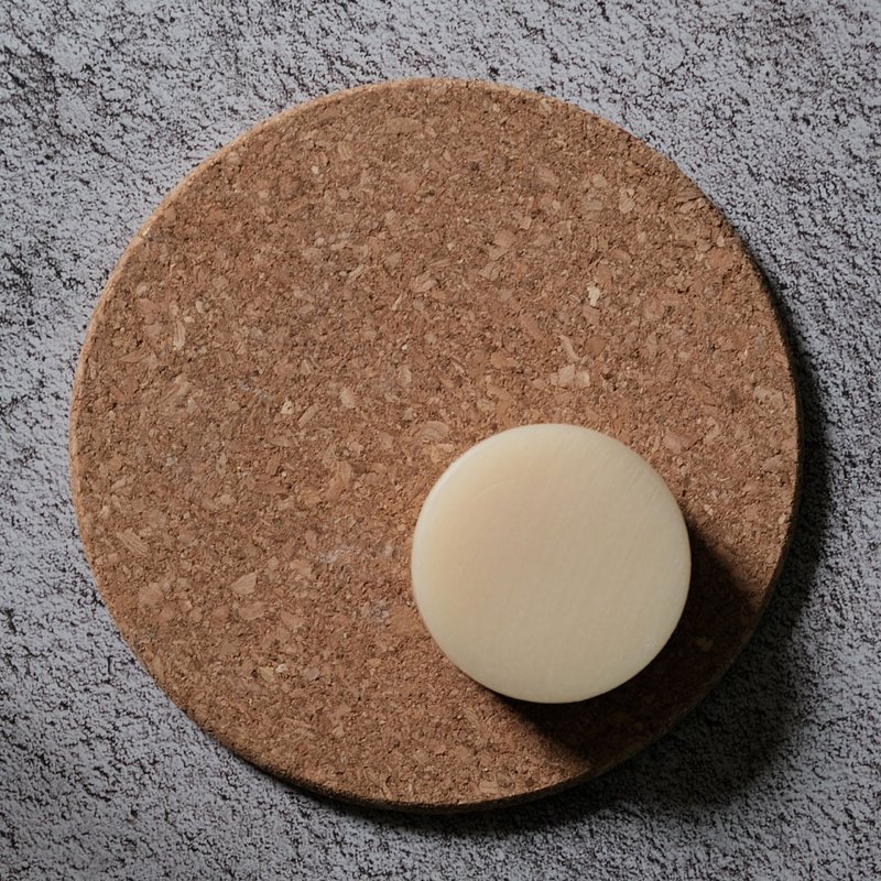 台湾制造/天天Clean 手工洗发皂/温和清洁 - 洗发用品 - 浓缩/萃取物 白色