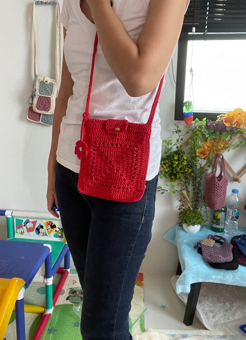 Red Cross body crochet bag - 其他 - 棉．麻 红色