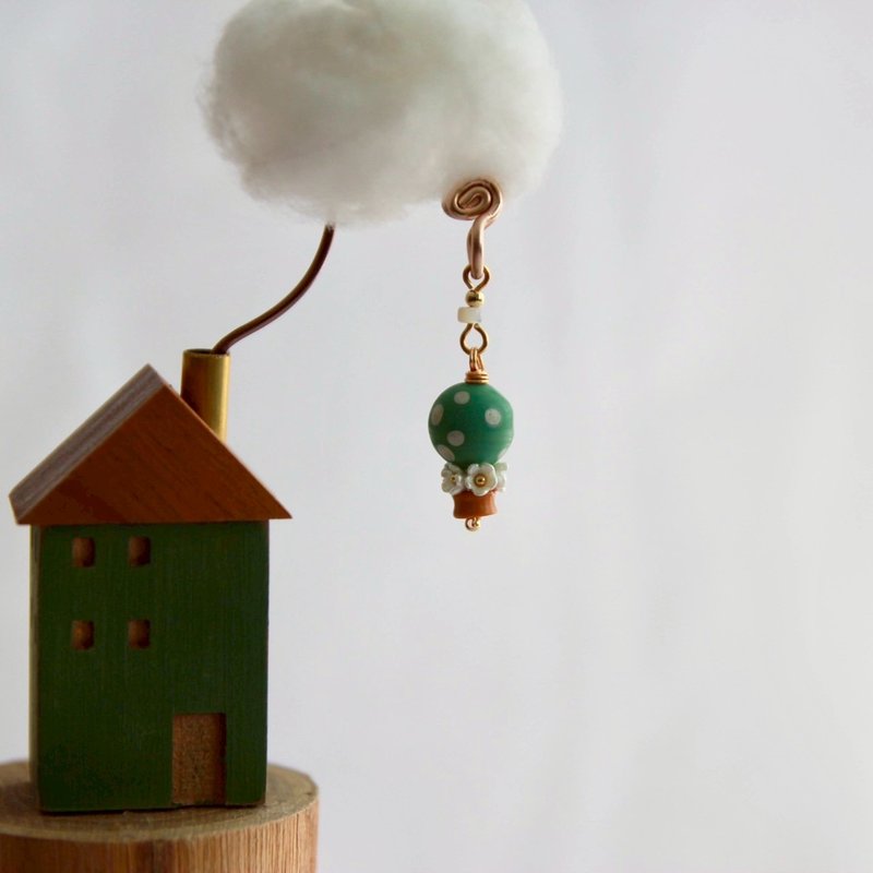 无痛耳夹/热气球耳环 - 耳环/耳夹 - 琉璃 