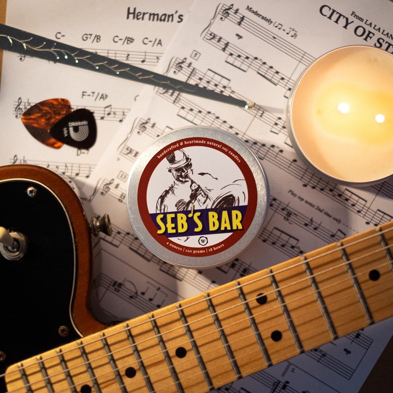 Soy Candle Seb's Bar Blend Travel Tin - Leather, Vanilla, Orange, Cinnamon - 蜡烛/烛台 - 其他材质 银色