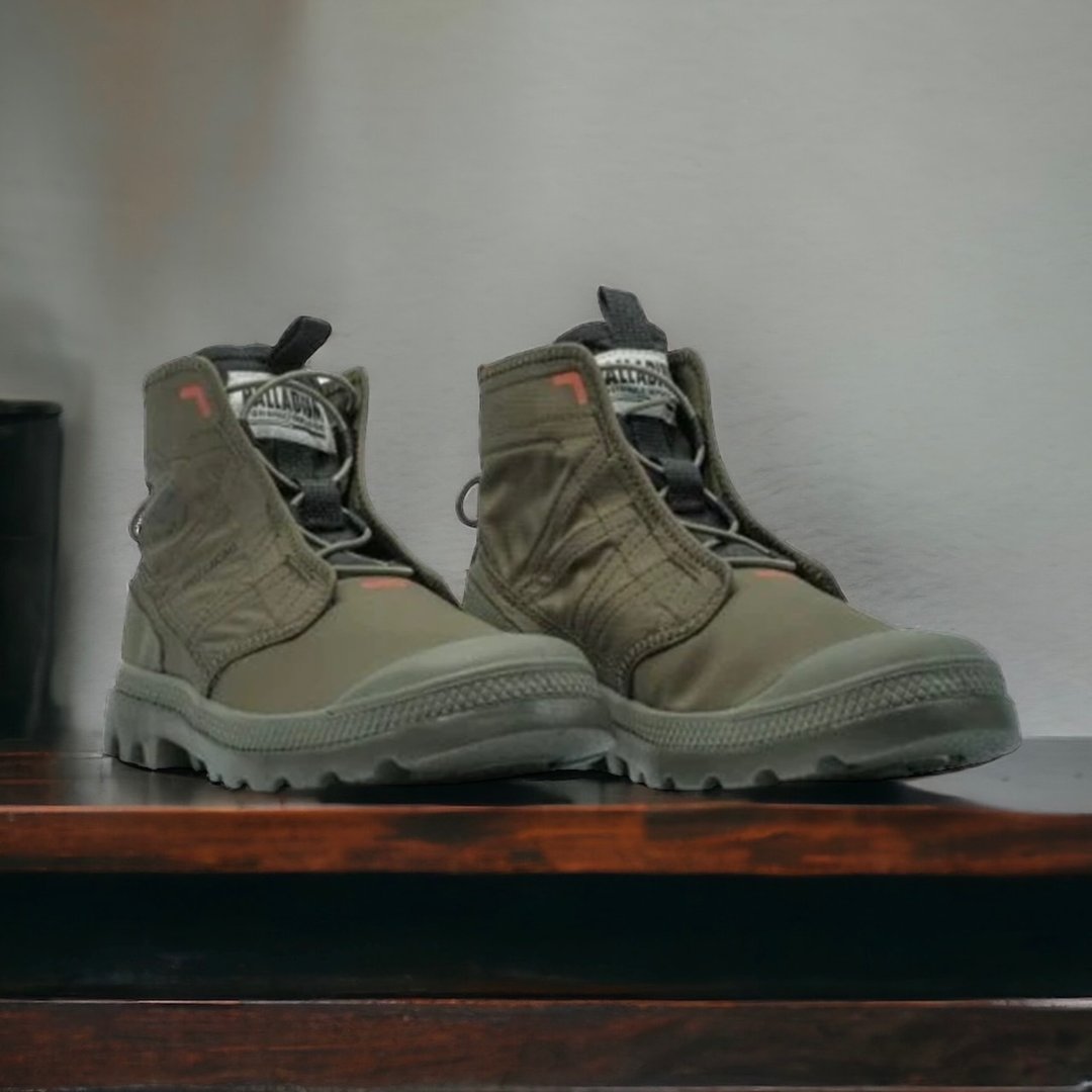 PALLADIUM PAMPA TRAVEL LITE 快速绑带潮流军靴 79104-309 - 女款休闲鞋 - 其他材质 多色