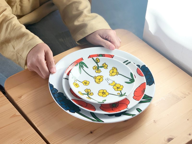 Miffy x May&Clay l Limited Collection : Miffy flower garden - 盘子/餐盘/盘架 - 陶 