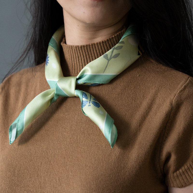 蜻蜓花园插画 方形蚕丝丝巾 礼盒装 - 丝巾 - 丝．绢 