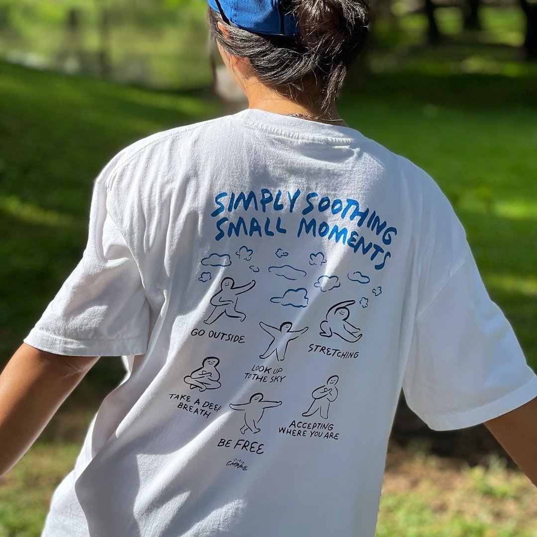 Simply Soothing Small Moments T-shirt - 女装 T 恤 - 棉．麻 白色