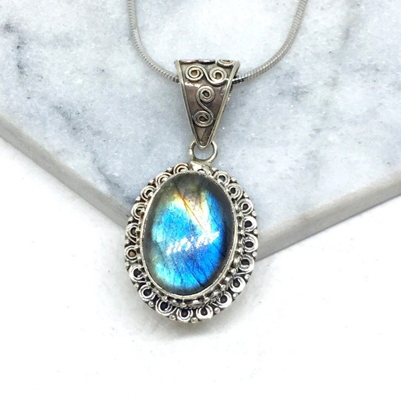 拉长石925纯银浮雕设计项链 尼泊尔手工镶嵌制作 - 项链 - 宝石 蓝色