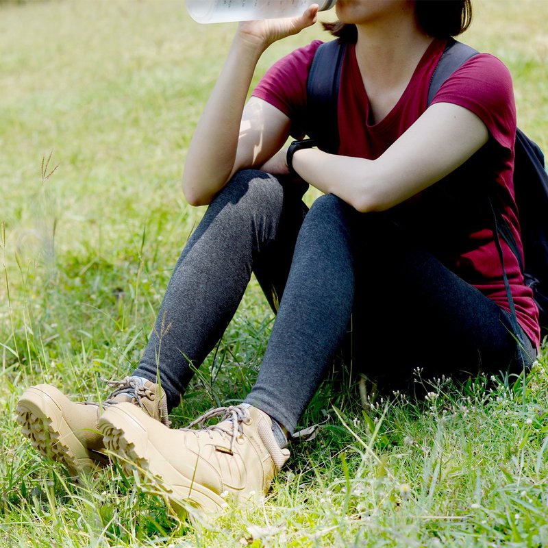 MIT【二代轻量动能防水登山靴-女款沙漠色】高筒登山鞋 防水透气 - 女款短靴 - 防水材质 卡其色