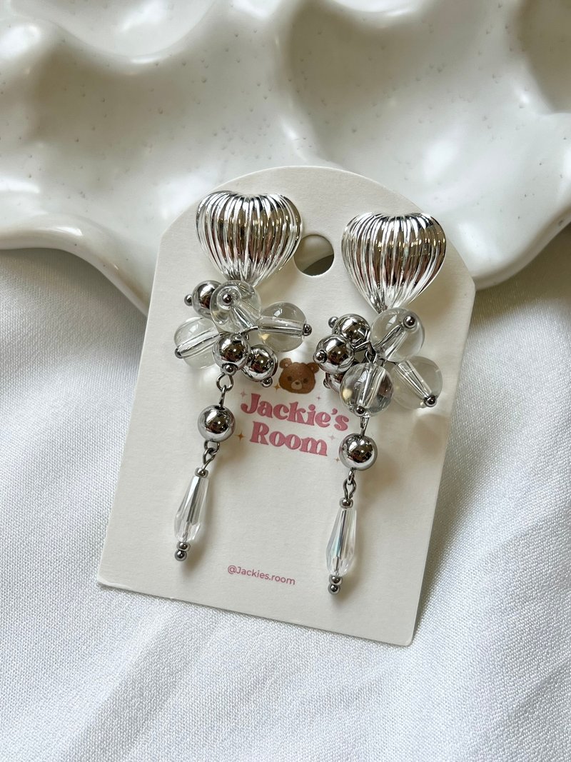 Shooting Star Heart Earrings丨流星爱心串珠耳环 - 耳环/耳夹 - 其他材质 