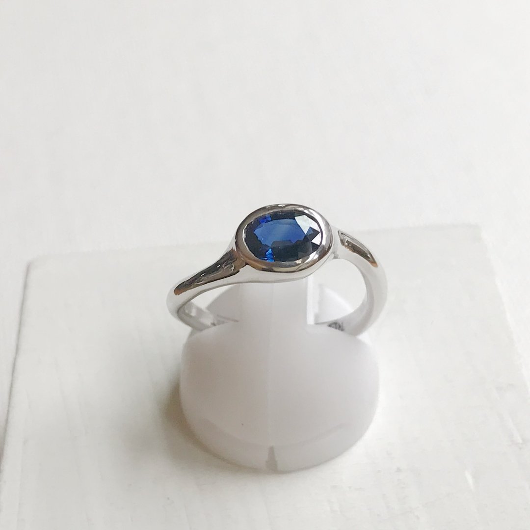 Sapphire ring WG - 戒指 - 其他金属 银色