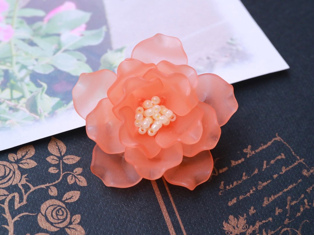 玛丽莲梦露 橘色玫瑰胸针 轻量亚克力手工别针 婚礼毕业饰品 - 胸针 - 塑料 橘色