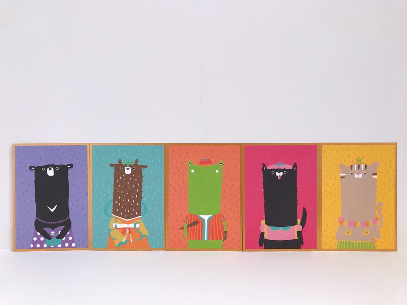 Taiwanimal 湾A麻吉_经典烫金明信片组(5入) - 卡片/明信片 - 纸 多色