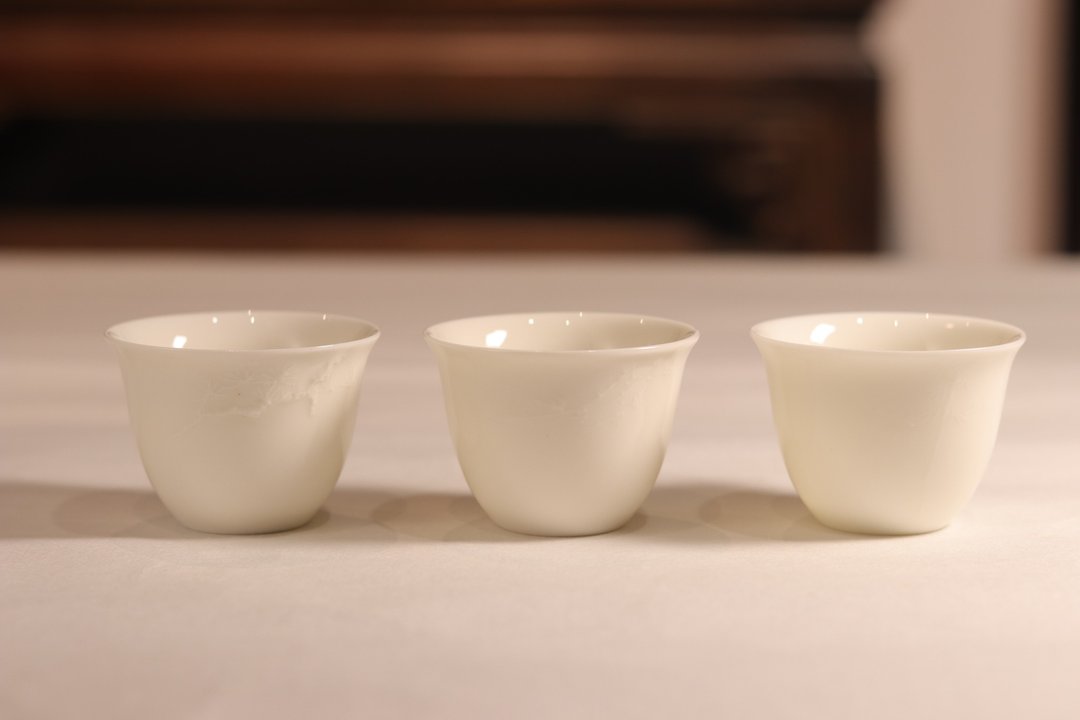 敦睦窑 德化模刻印花玉瓷杯 (六入一组) - 茶具/茶杯 - 瓷 白色