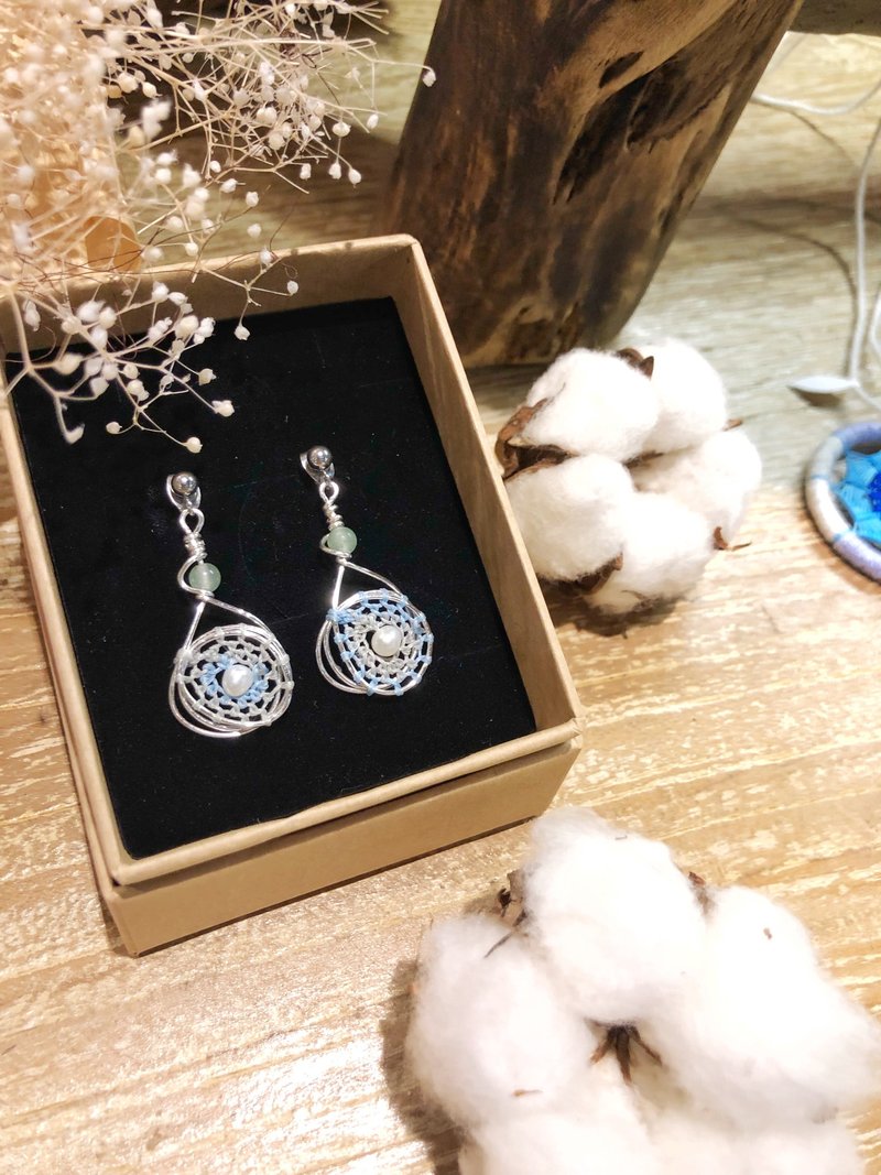灵魂 捕梦网 耳环 晨之露| 定制 手工 疗愈小物 婚礼 礼物 925银 - 耳环/耳夹 - 珍珠 蓝色