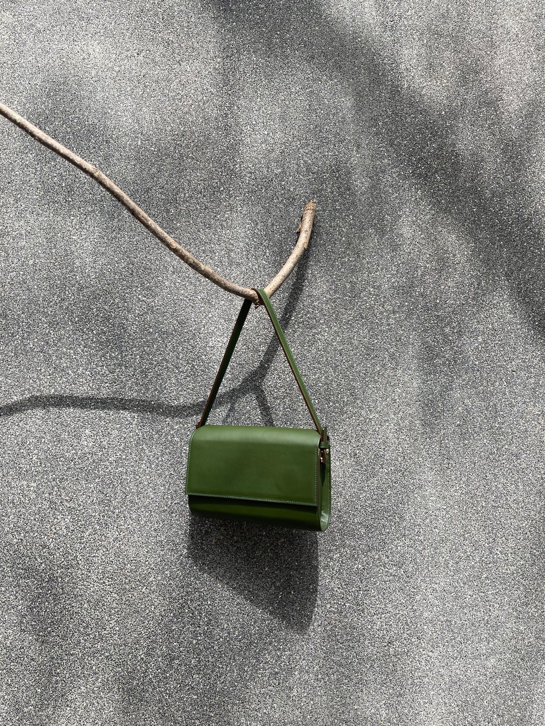 ANYA - MINIMAL COW LEATHER SHOULDER BAG/CLUTCH/HANDBAG - GREEN - 手提包/手提袋 - 真皮 绿色