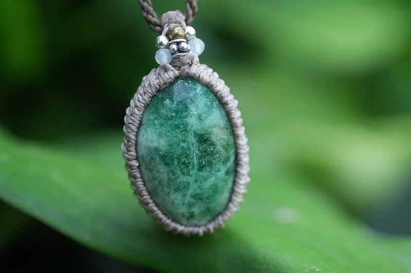 鲜绿色半宝石★祖母绿★花边项链 1807 - 项链 - 宝石 绿色