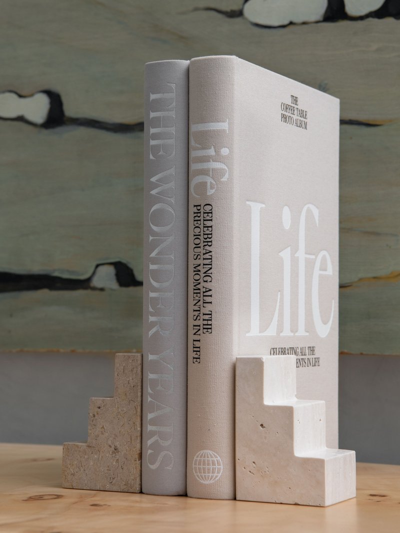 PRINTWORKS Bookend - Travertine/Limestone 书挡 - 石灰华/石 - 书架/书挡 - 其他材质 